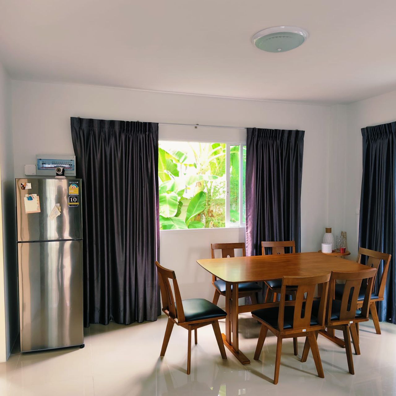 Аренда двухэтажного дома с верандой