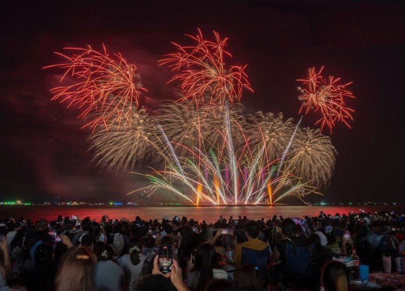 Паттайя готовится к международному фестивалю фейерверков