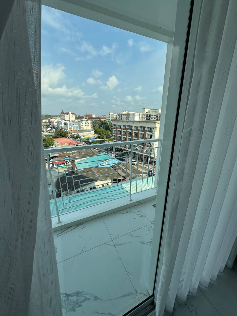 Современная студия в новом комплексе