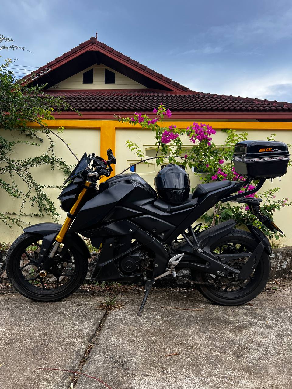 Продажа байка 2016 года в отличном состоянии