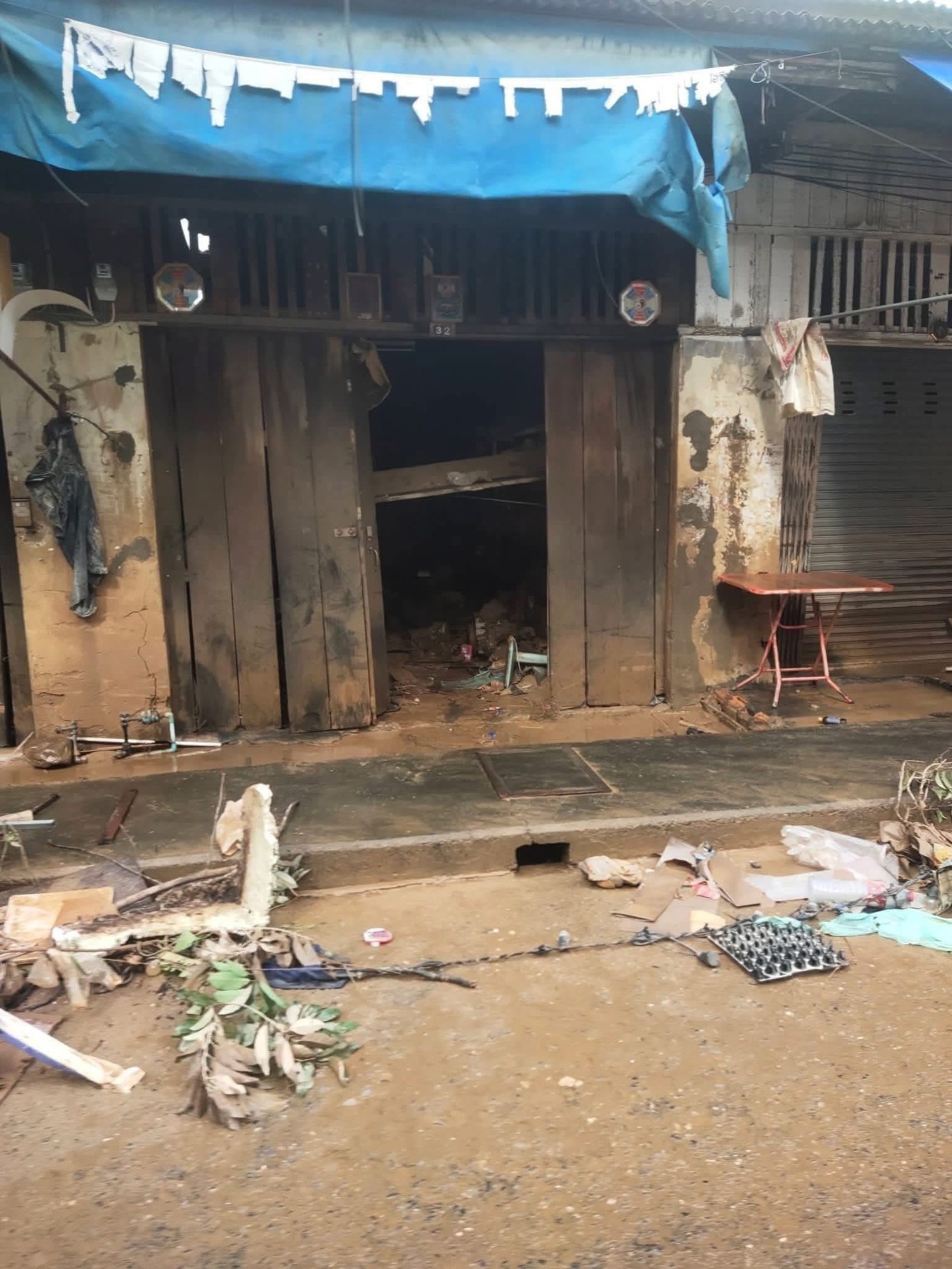 Восстановление Хатъяй после наводнения