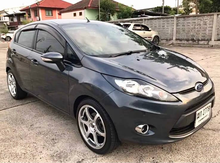 Продажа экономичного автомобиля