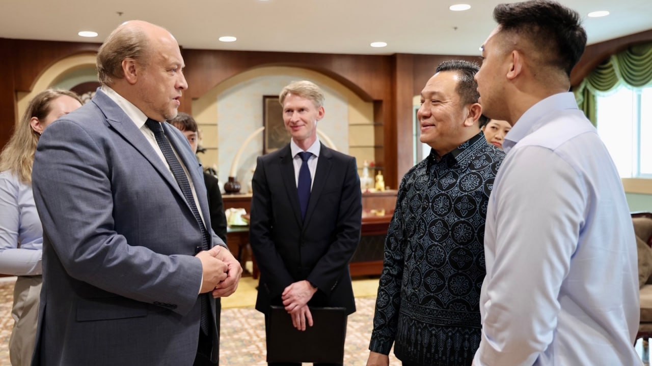 Встреча посла России с губернатором Пхукета