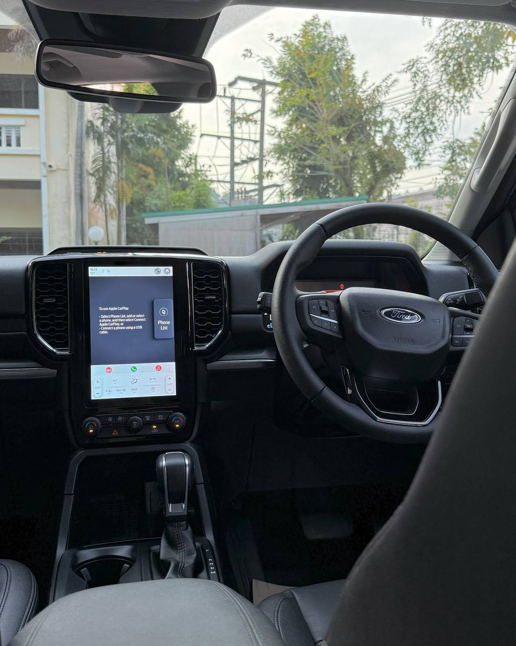 Аренда семиместного автомобиля