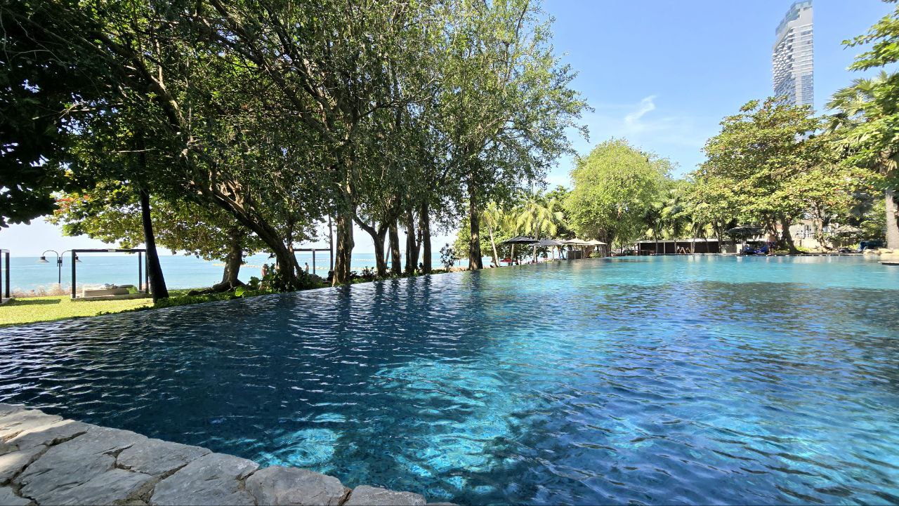 Продажа студии с видом на море