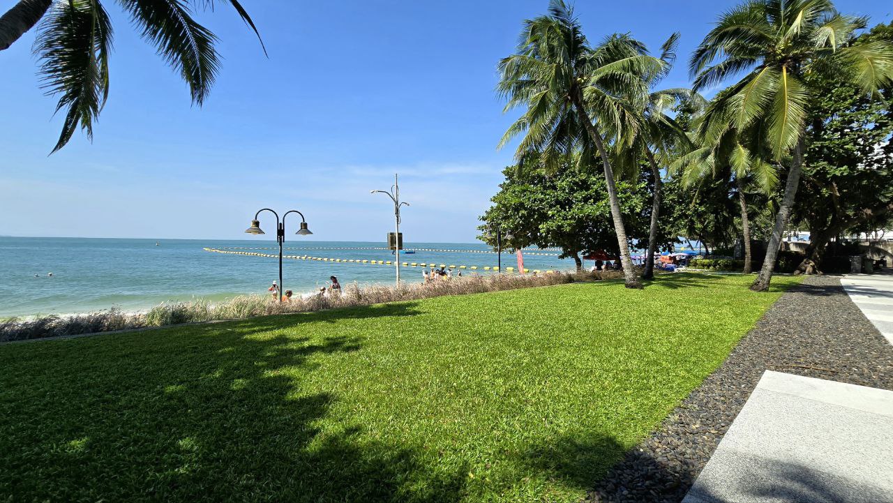 Продажа студии с видом на море