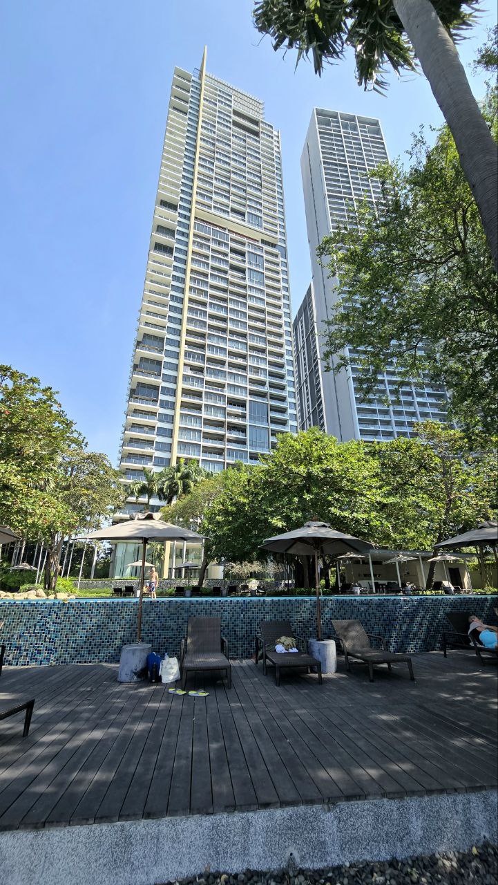 Продажа студии с видом на море