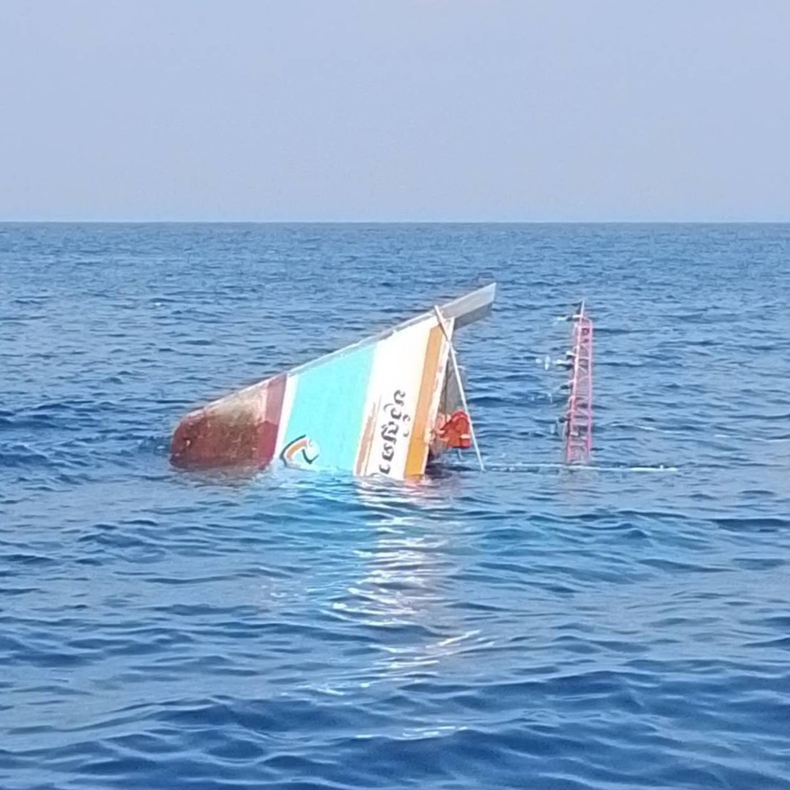 Кораблекрушение рыболовецкого судна в Андаманском море