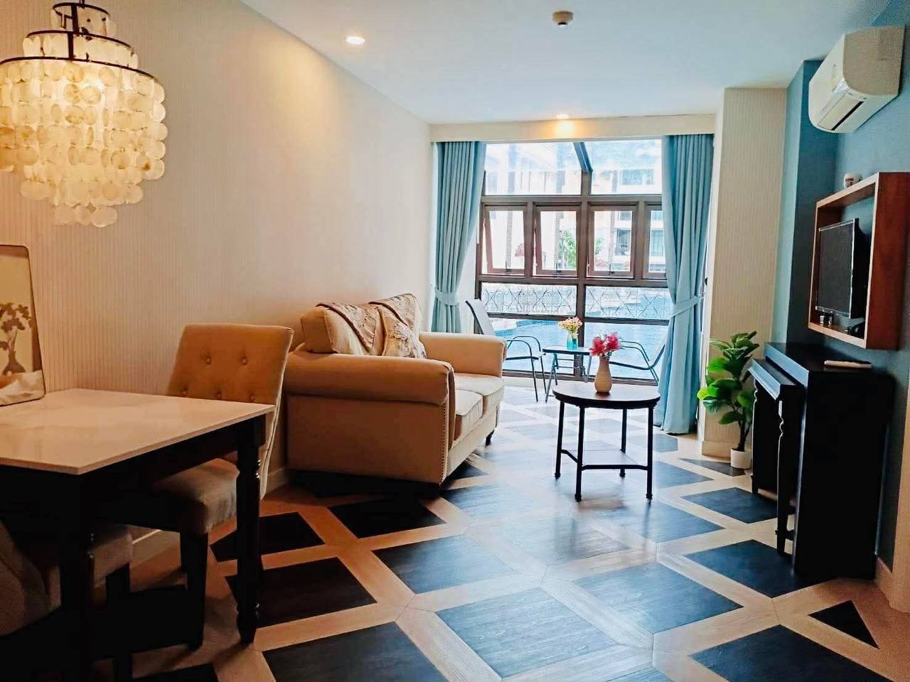 Доска объявлений в Таиланде