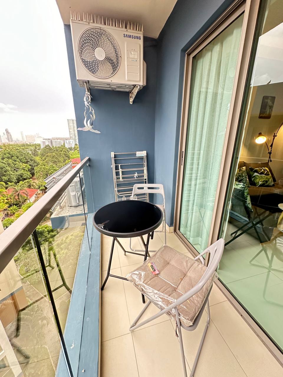 Современная квартира у моря