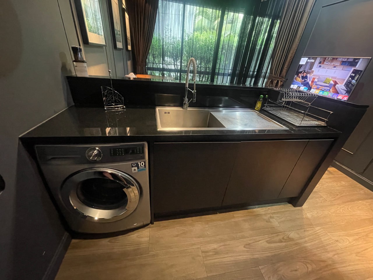 Аренда квартиры с бассейном и залом