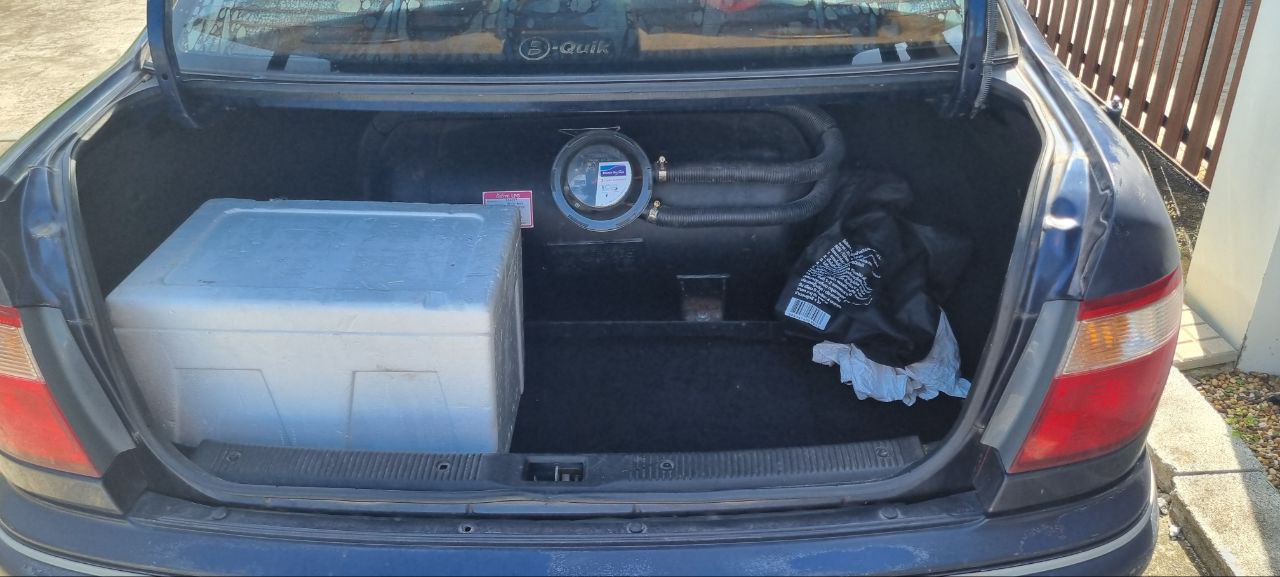 Продажа экономичного автомобиля 2005 года