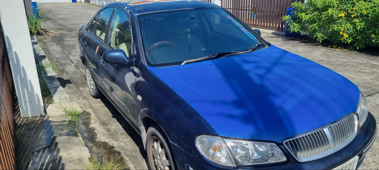 Продажа экономичного автомобиля 2005 года