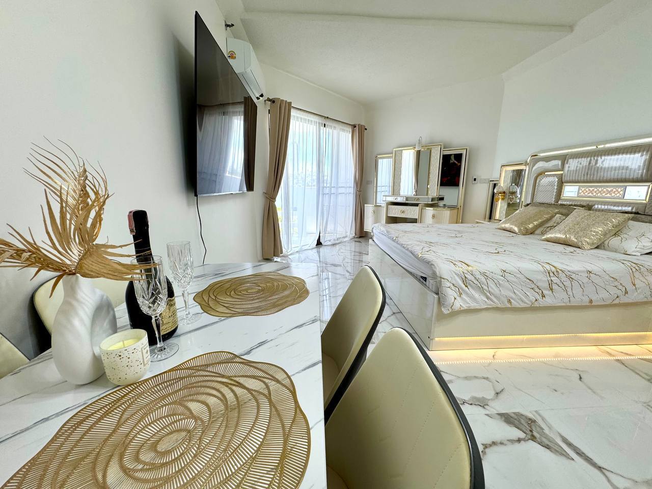 Аренда новой квартиры у моря