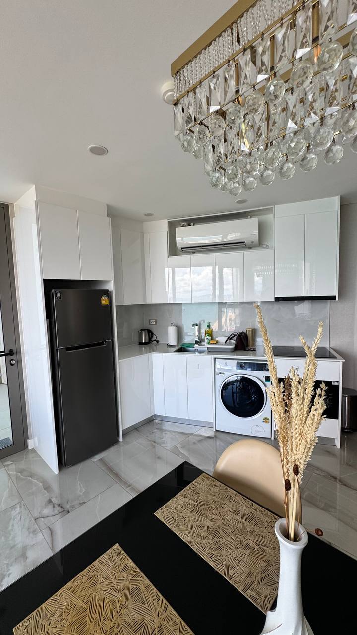 Аренда кондо с бассейном на Джомтьене