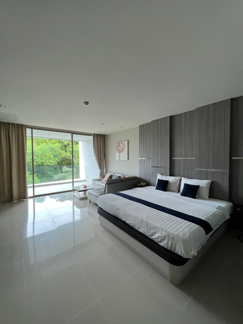 Аренда апартаментов у пляжа Карон