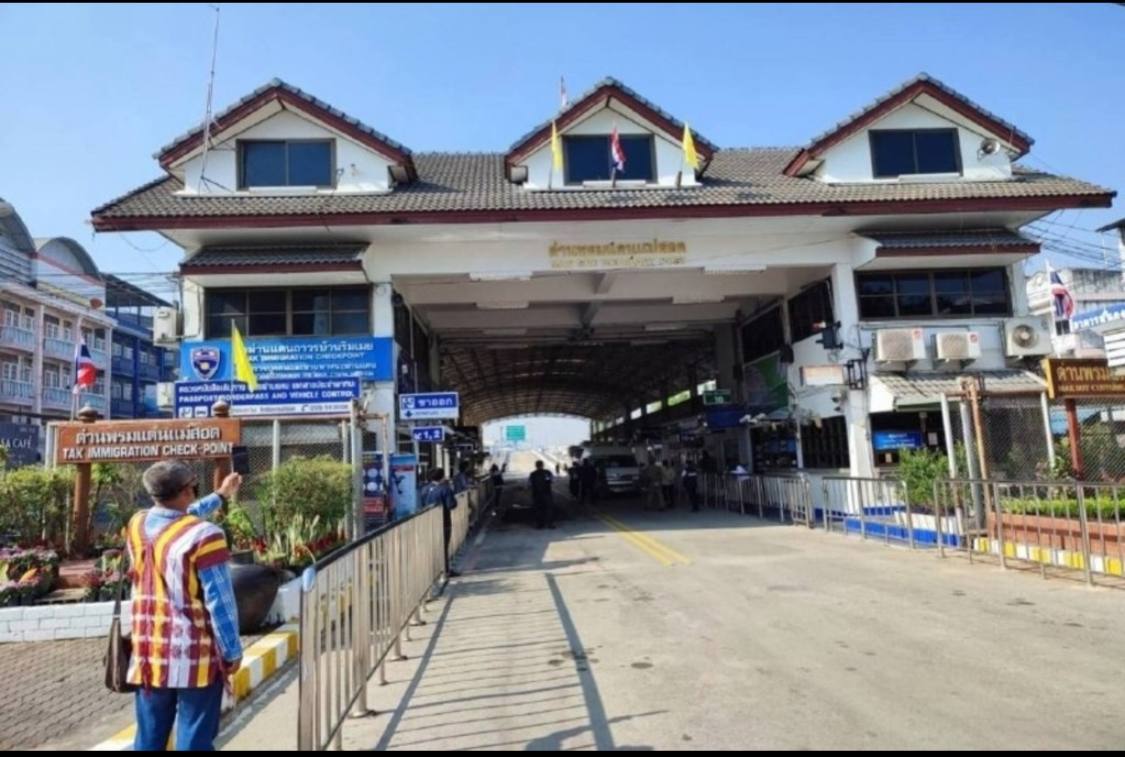 Таиланд закрывает границу с Мьянмой