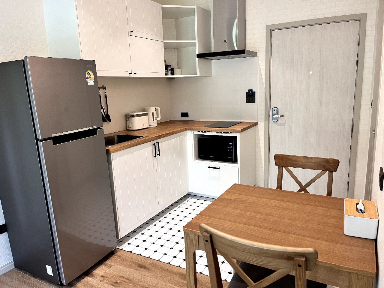 Аренда и продажа апартаментов