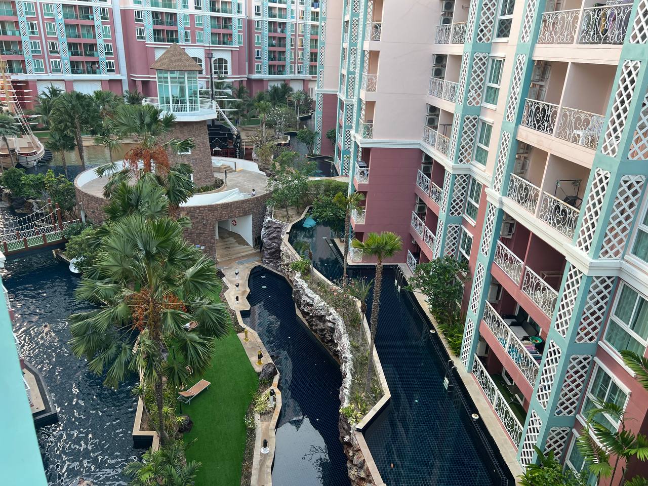 Продажа квартиры в Гранд Кариббеан