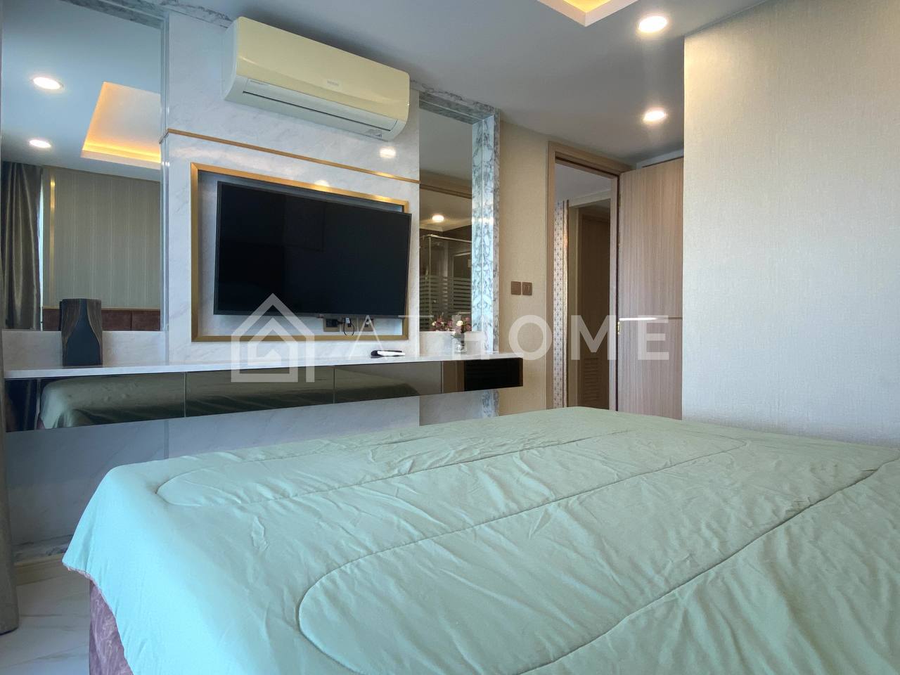 Аренда 2-бедрум квартиры в районе Джомтьен