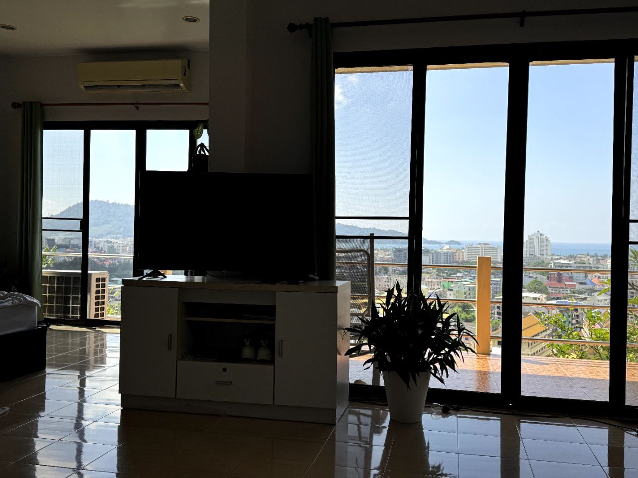 Аренда видовой студии на горе Патонга