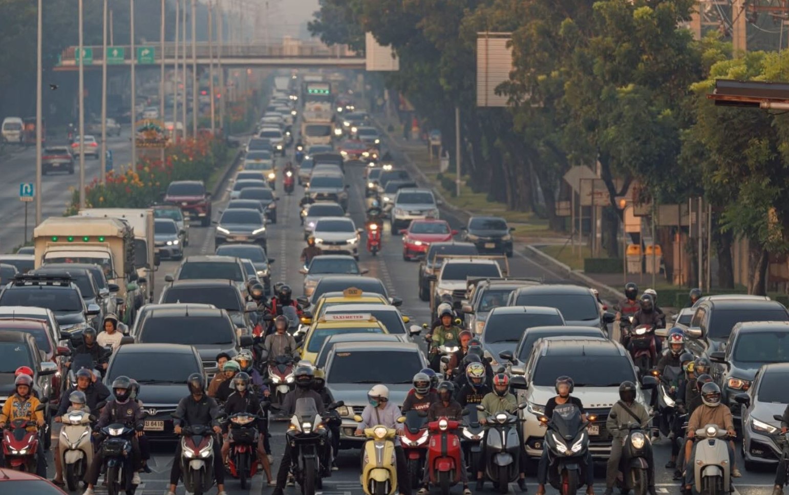 Смог в Бангкоке превысил норму