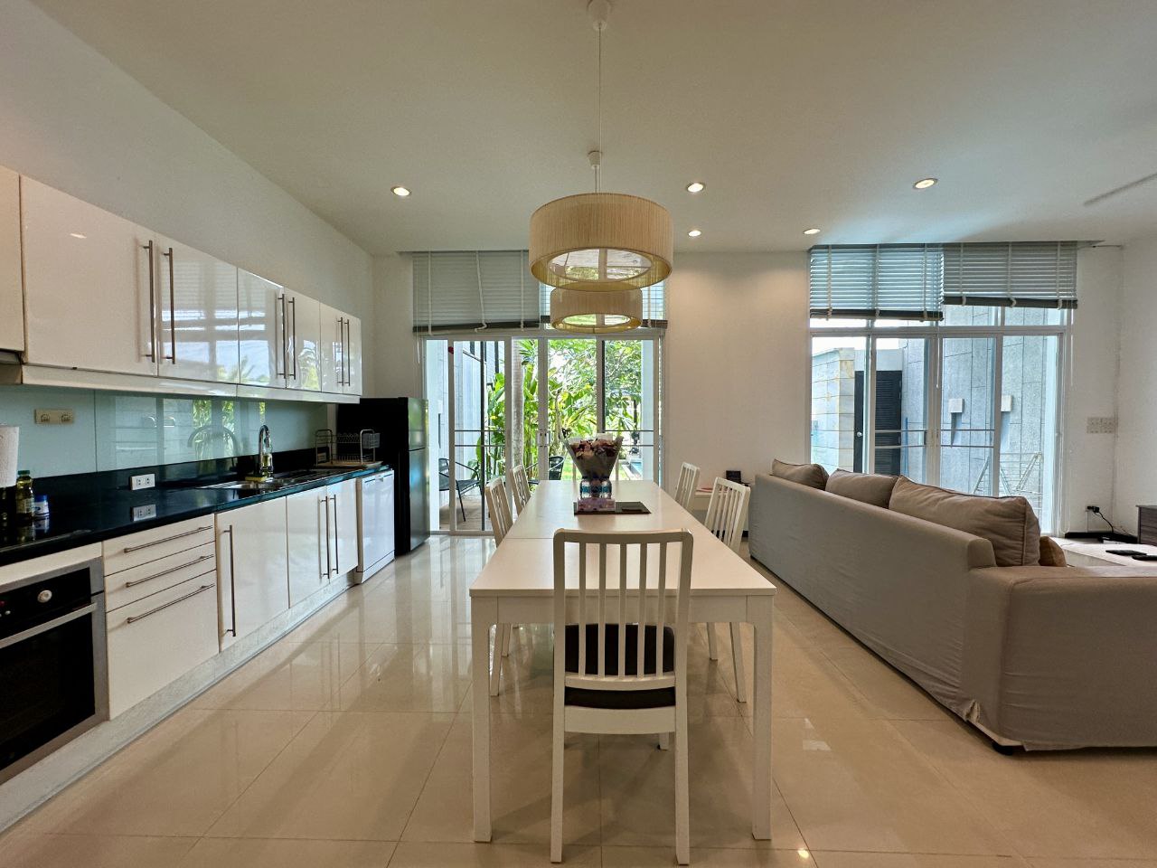 Аренда виллы с бассейном в Раваи