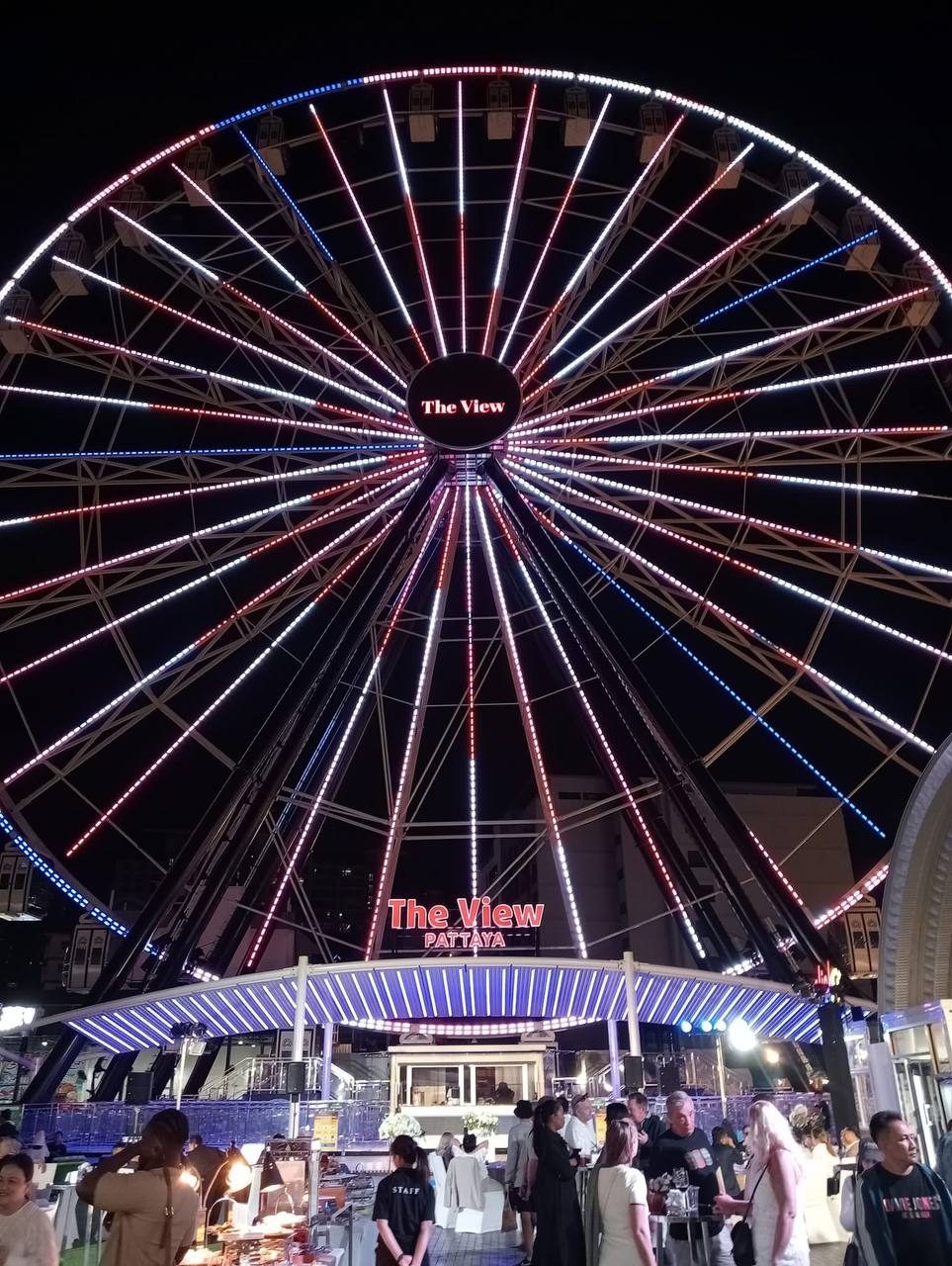 Новое колесо обозрения в Паттайе