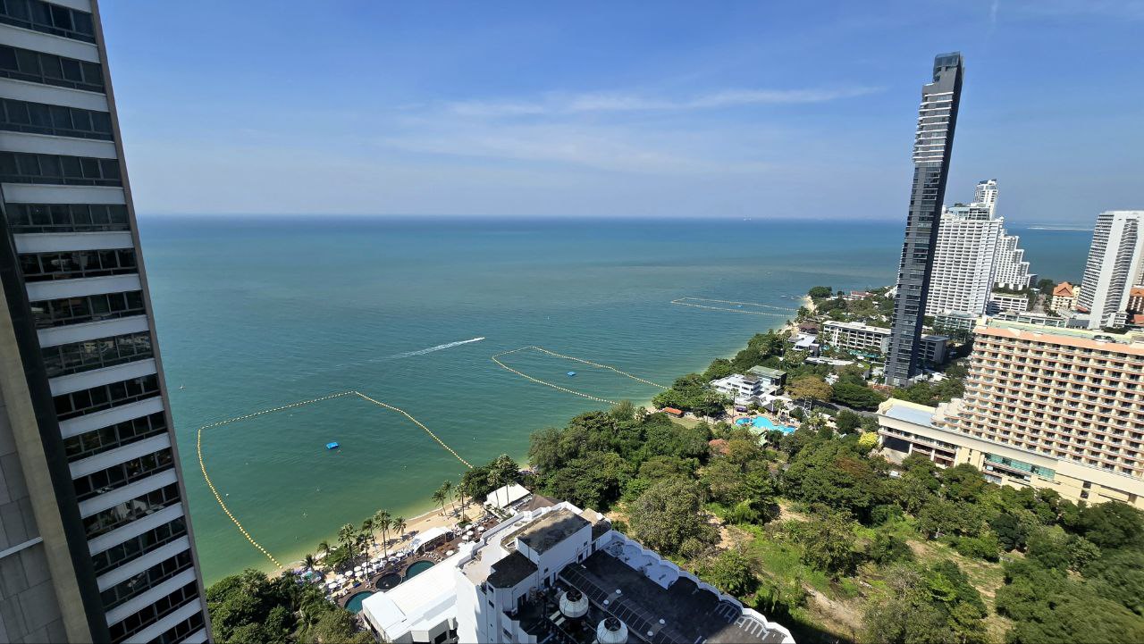 Продажа студии в люксовом кондо Паттайи