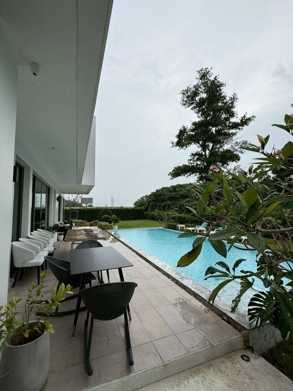 Аренда премиум виллы с бассейном