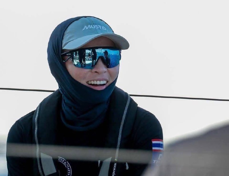 Королева Таиланда победила в регате