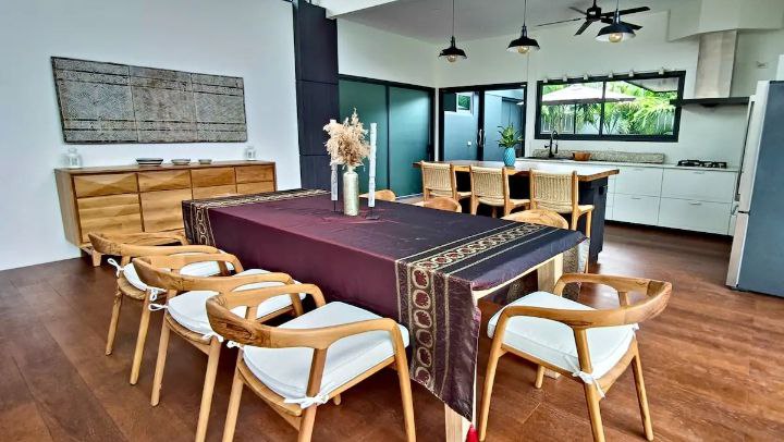 Аренда виллы с бассейном на Най-Харн