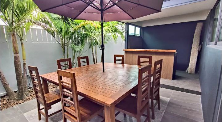 Аренда виллы с бассейном на Най-Харн