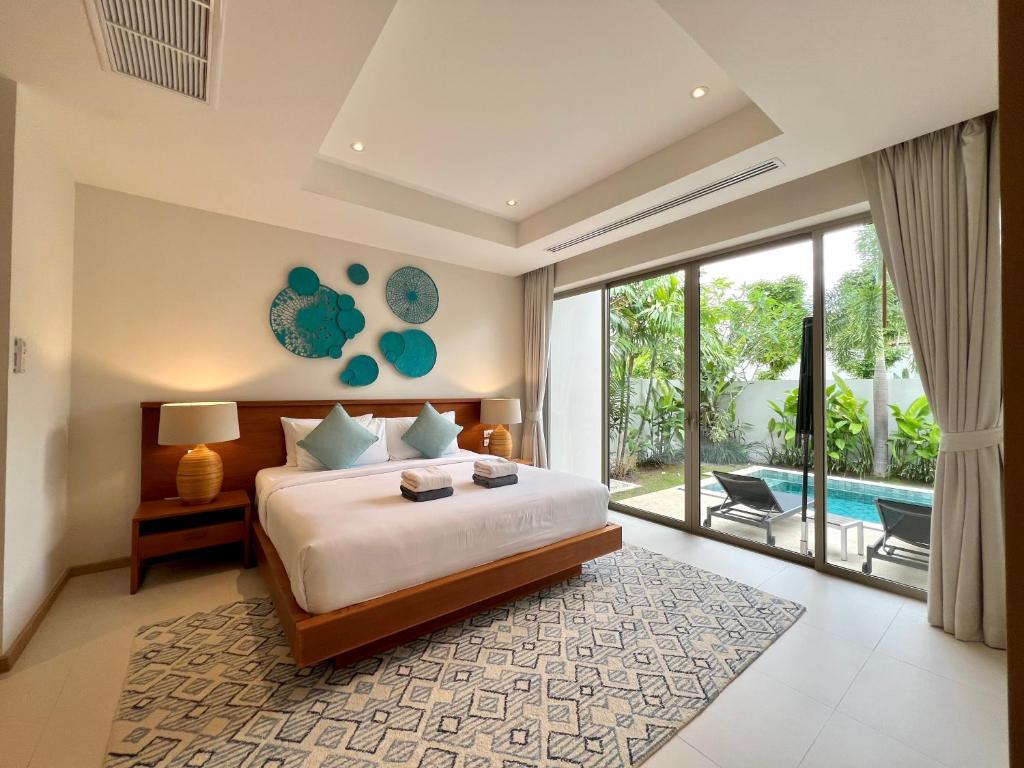 Современная вилла с бассейном