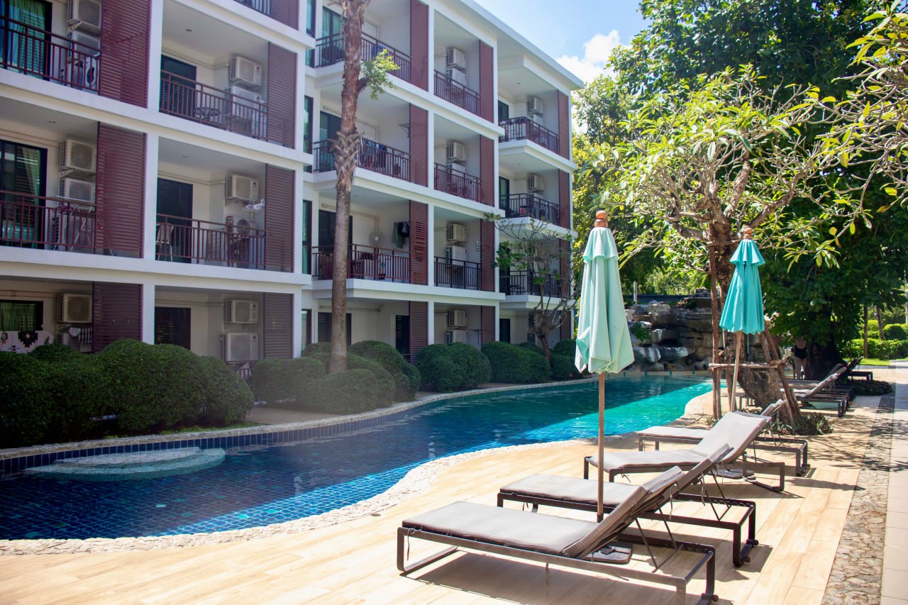 Аренда евродвушки с бассейном