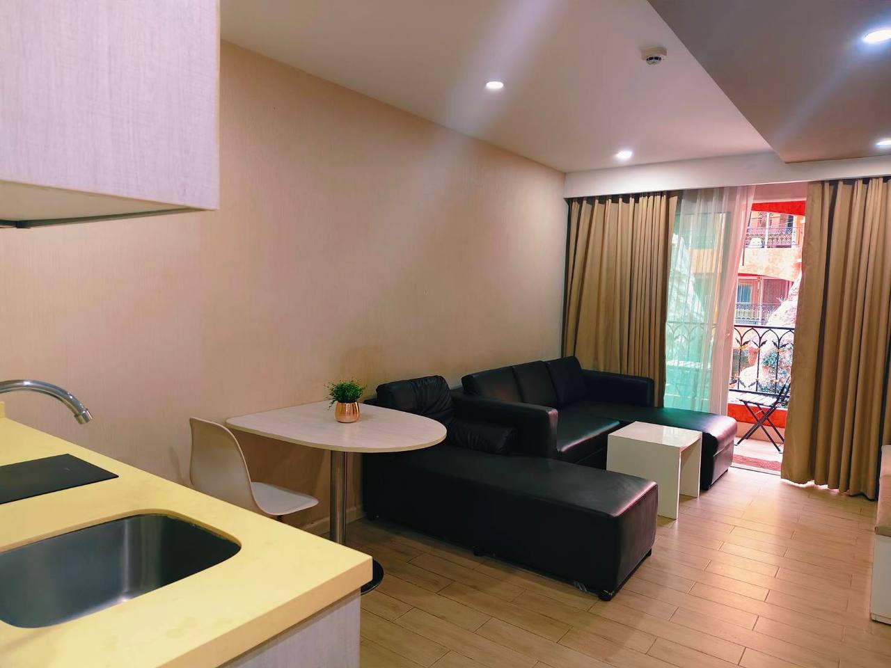 Аренда апартаментов в Джомтьене