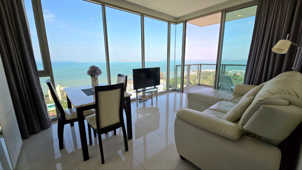 Продажа угловой квартиры с видом на море