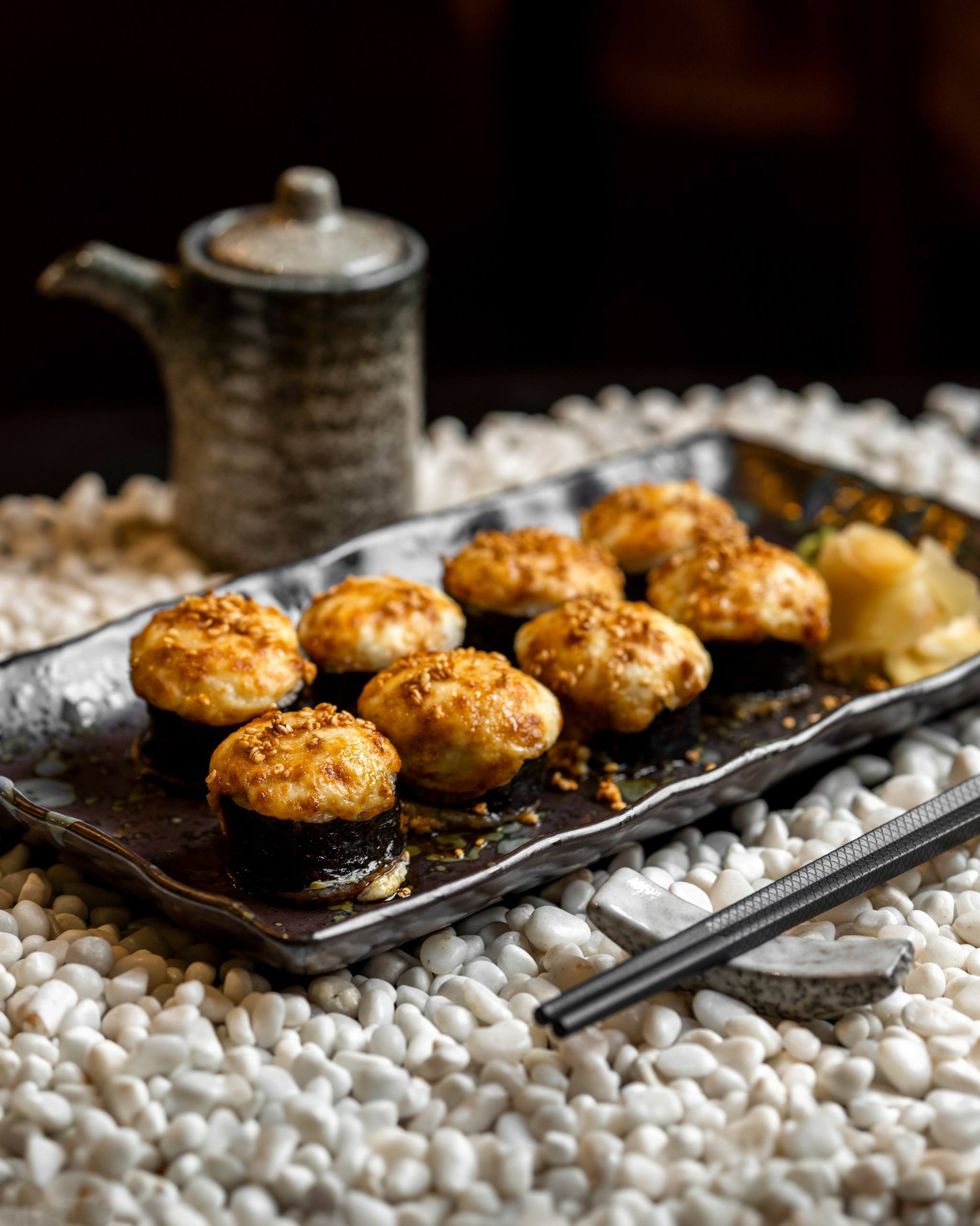 Вкусные роллы и ароматный кальян