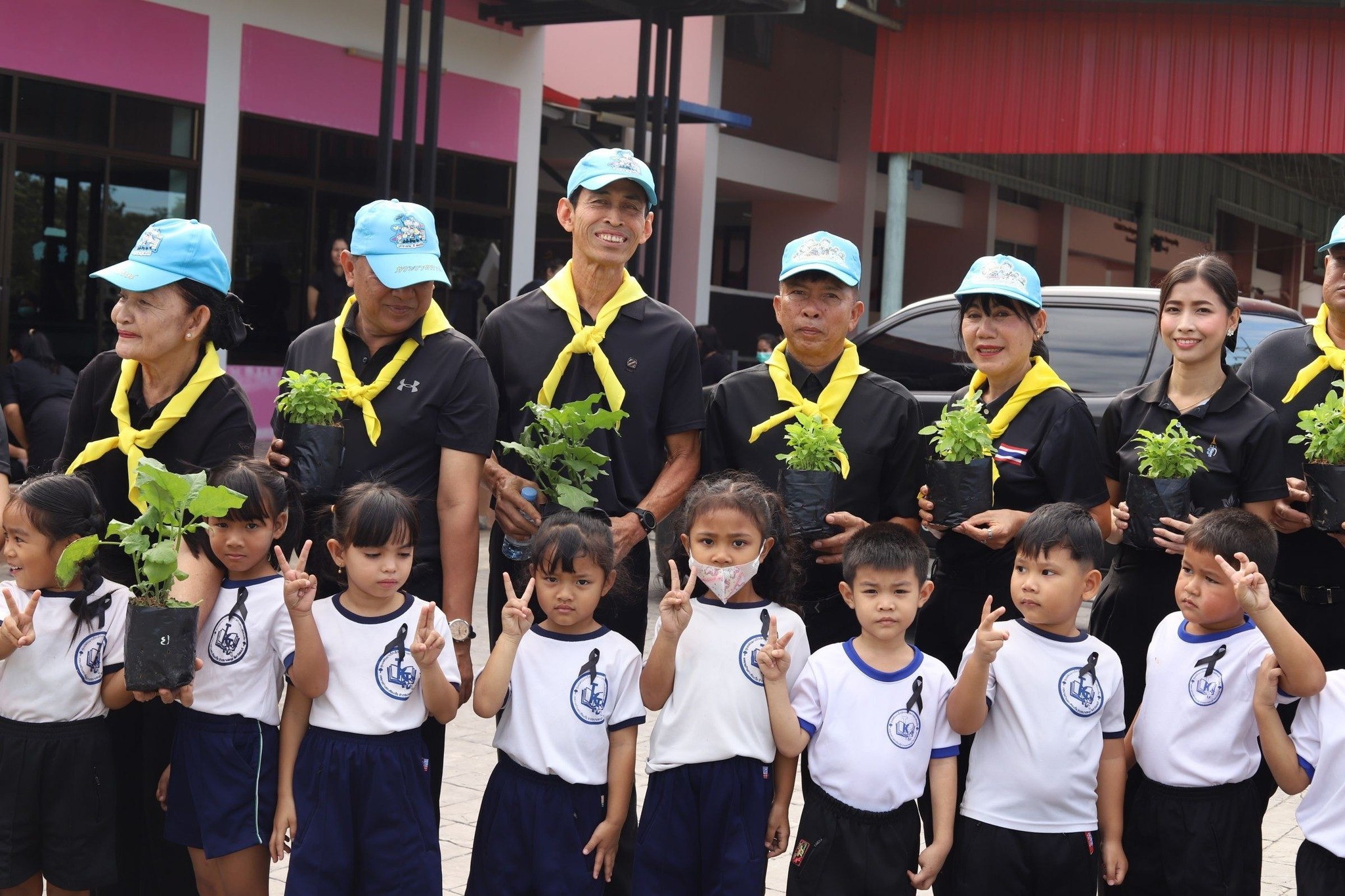 Торжественная церемония в честь короля Таиланда