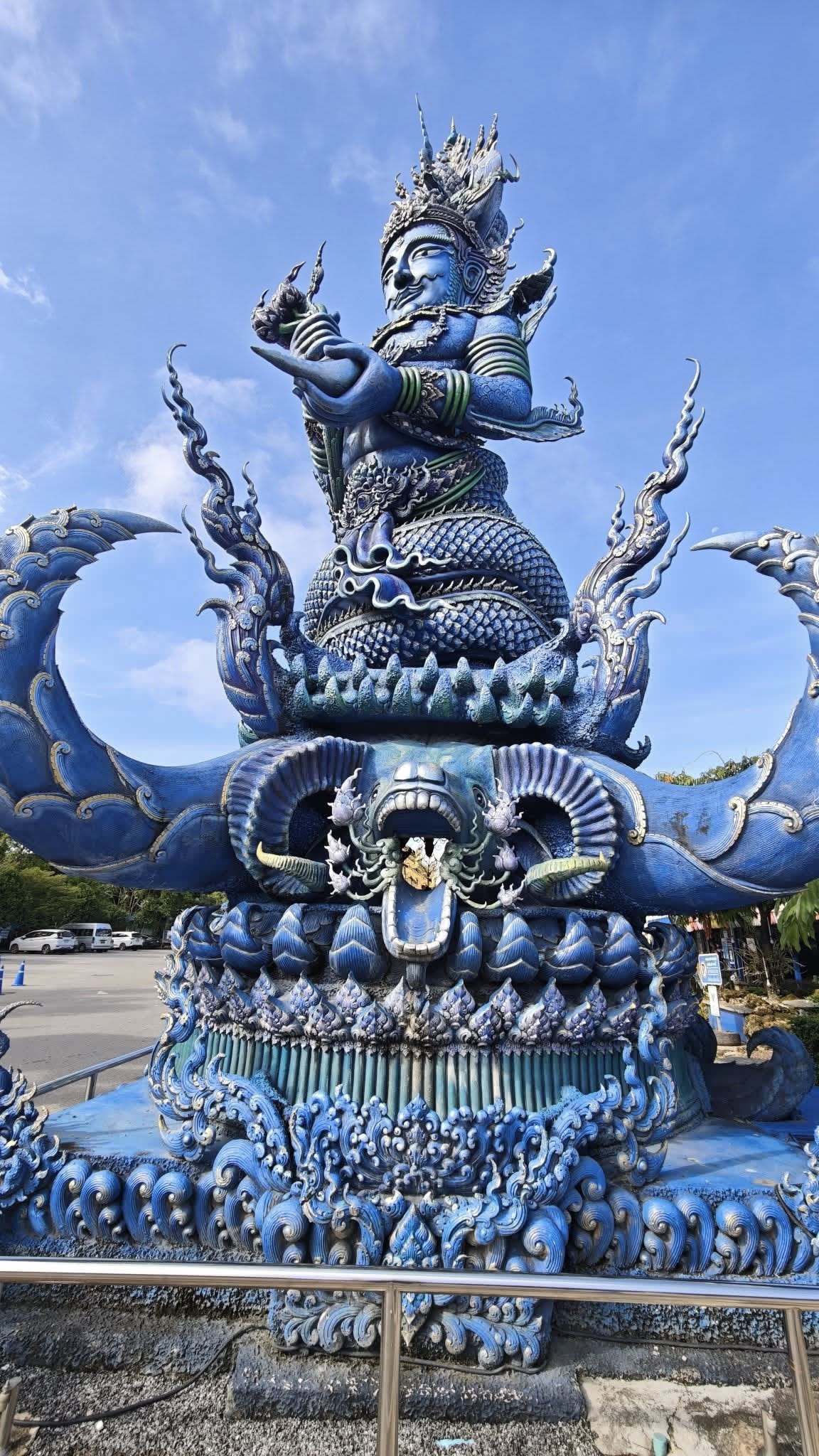 Посещение голубого храма в Чианграе