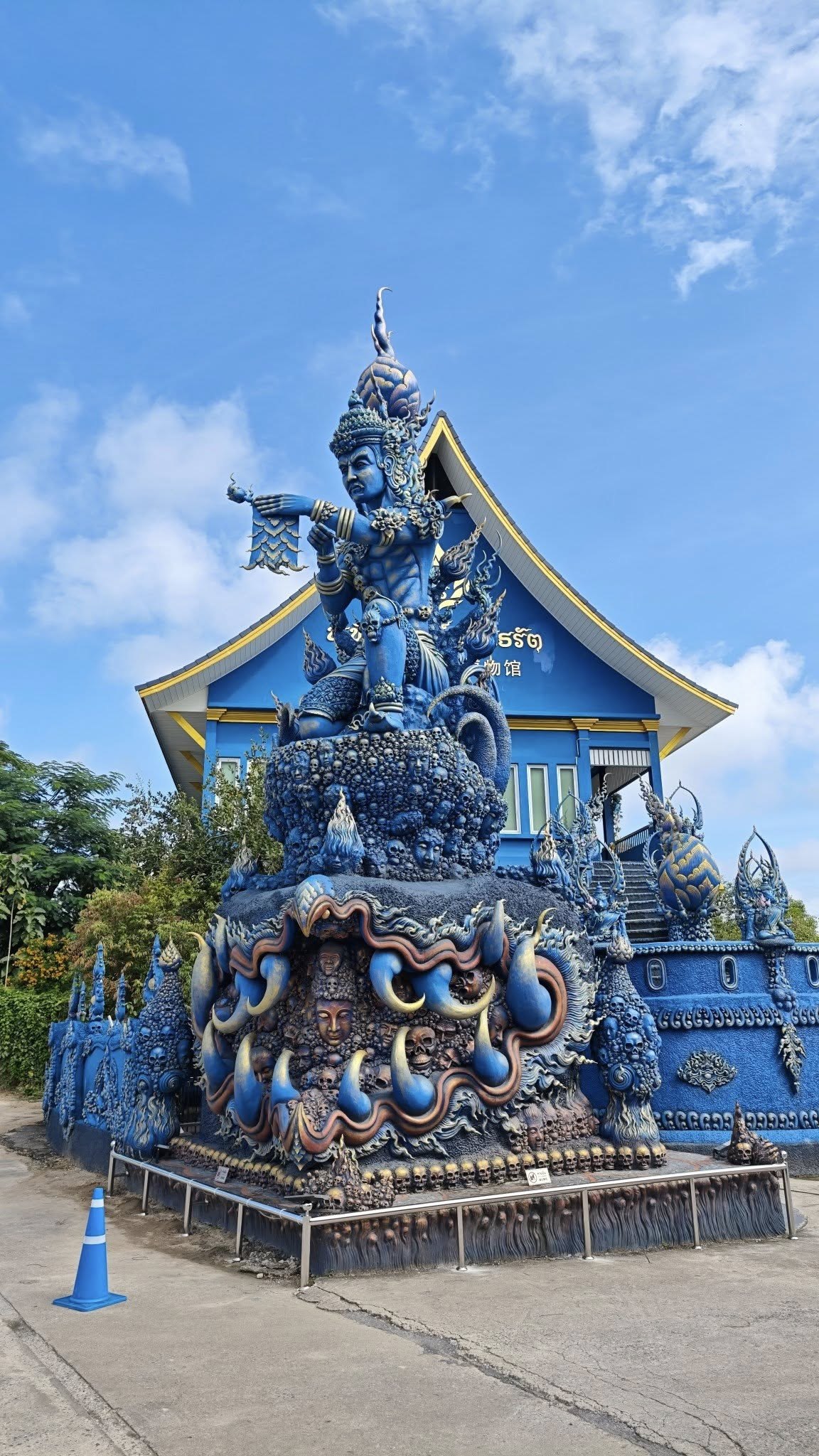 Посещение голубого храма в Чианграе