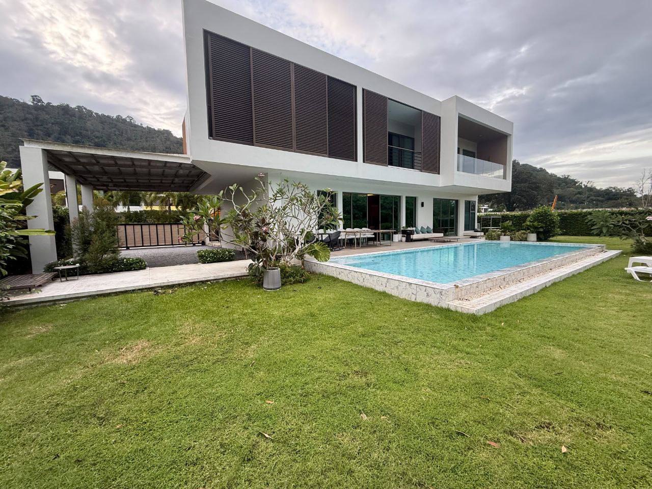 Аренда премиум виллы с бассейном