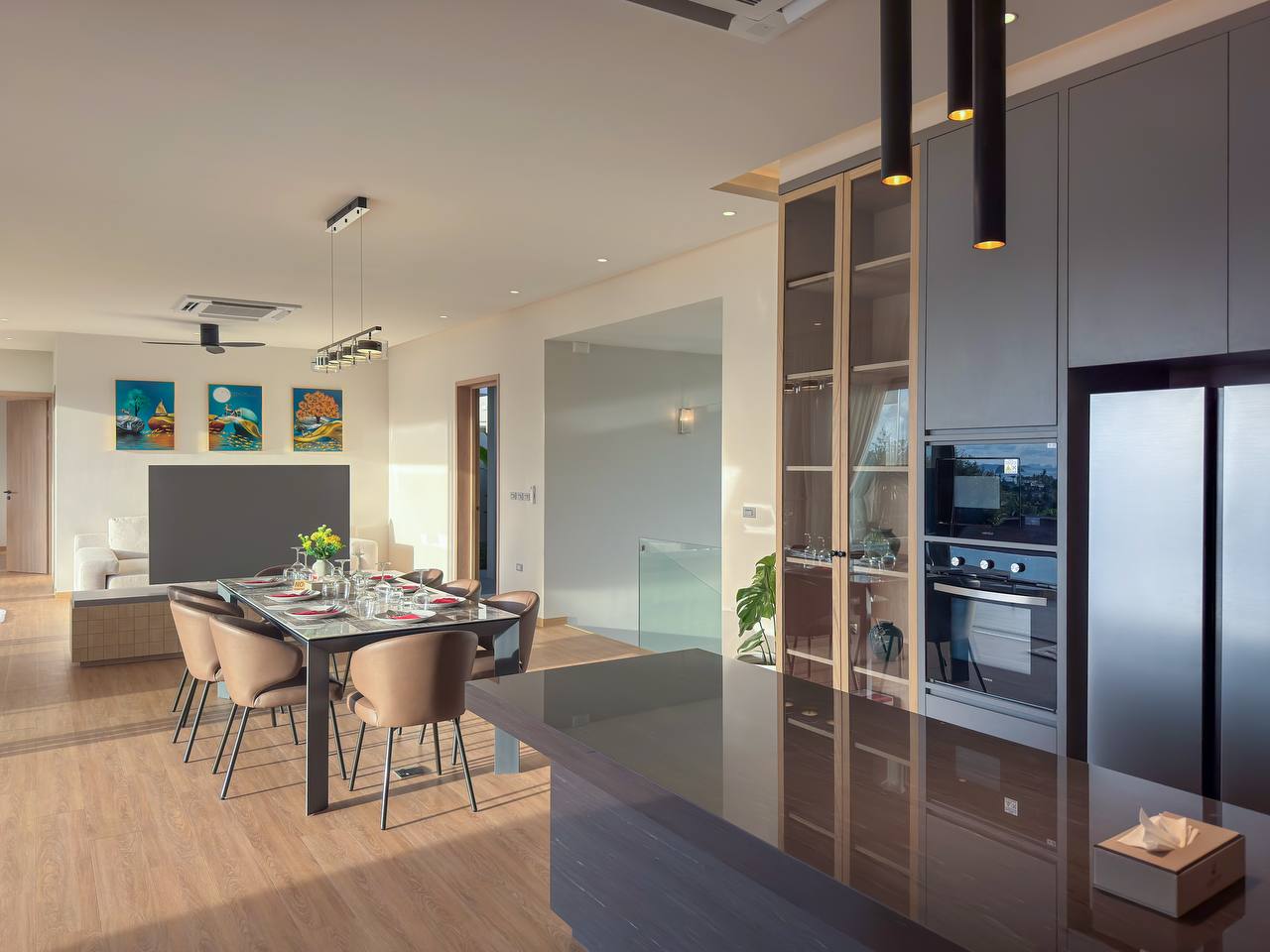 Роскошная вилла с видом на море