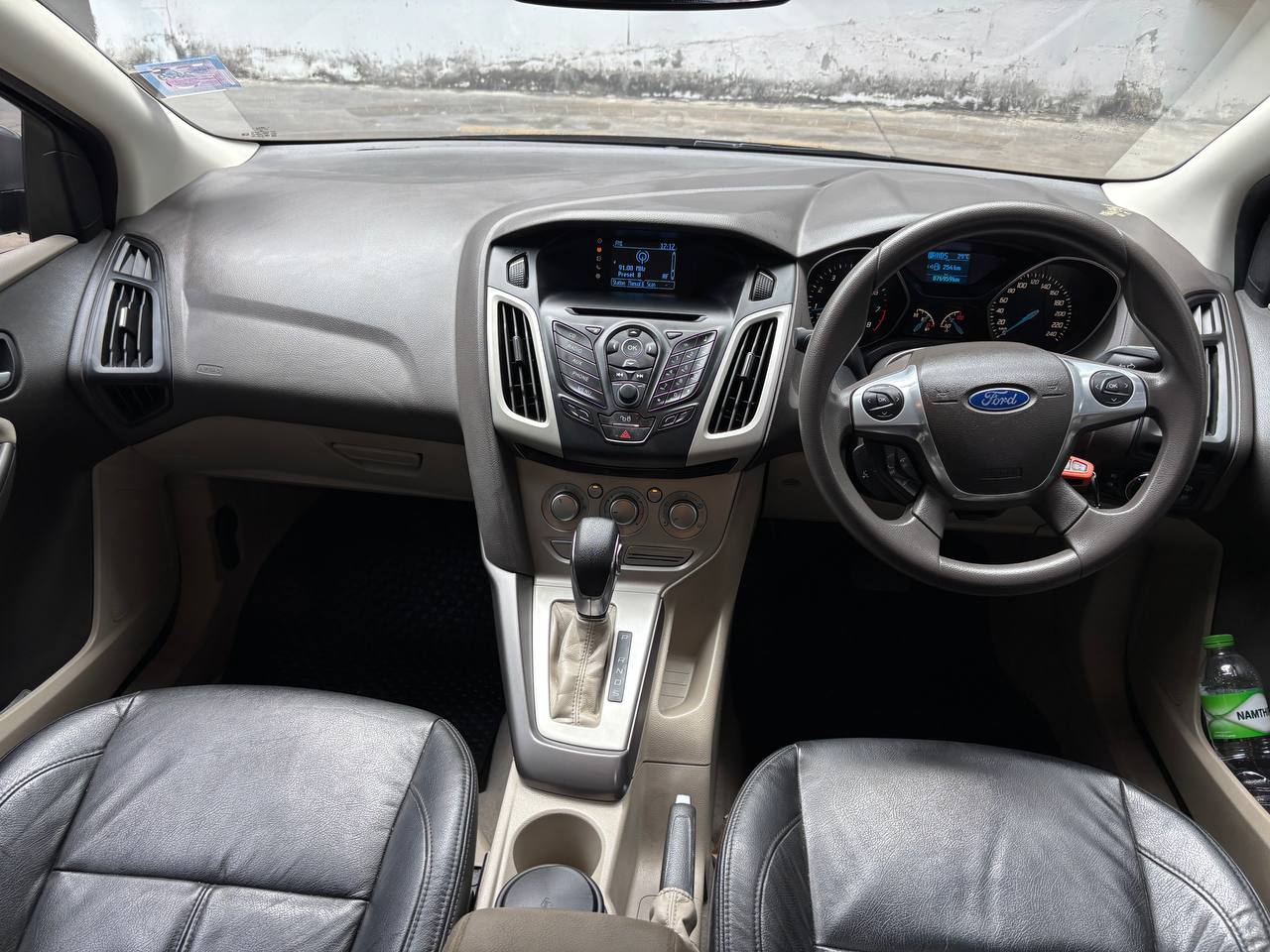 Продажа седана 2012 года