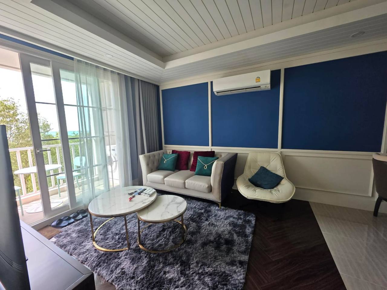 Уникальный комплекс на первой линии у моря