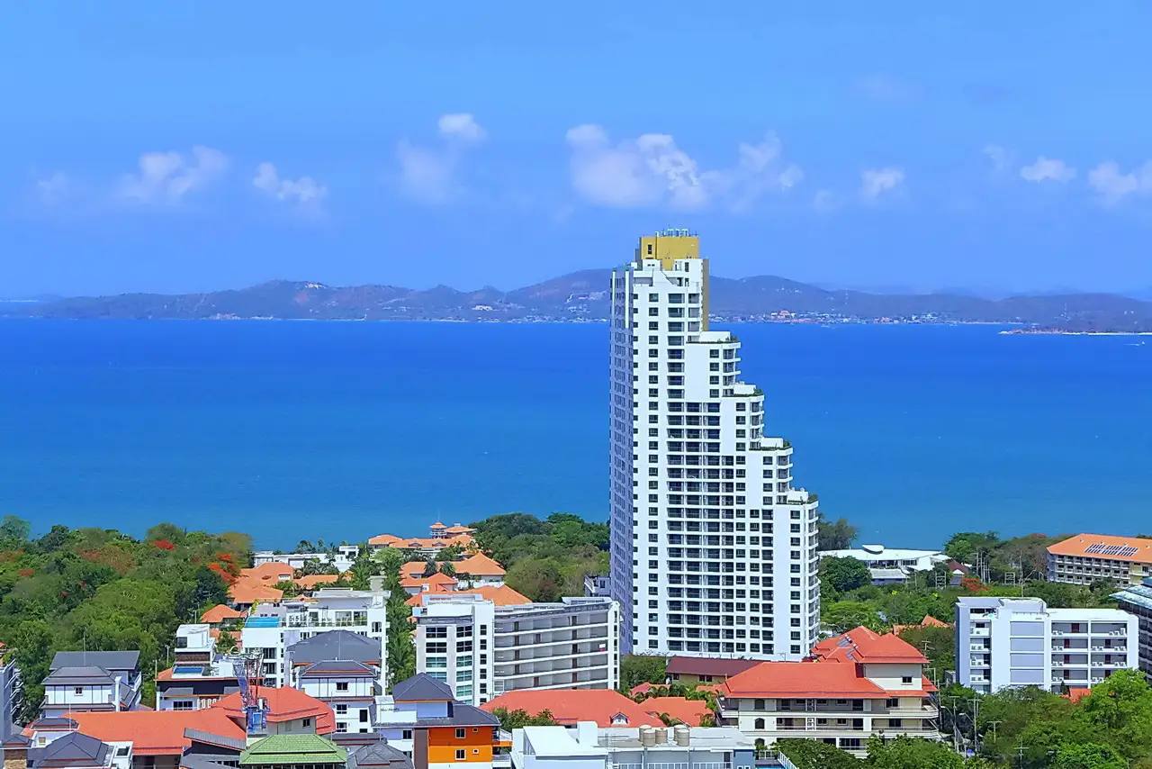 Продажа квартиры с видом на море