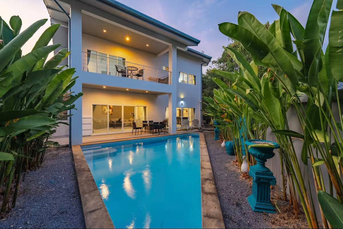 Продажа виллы с бассейном в Пхукете