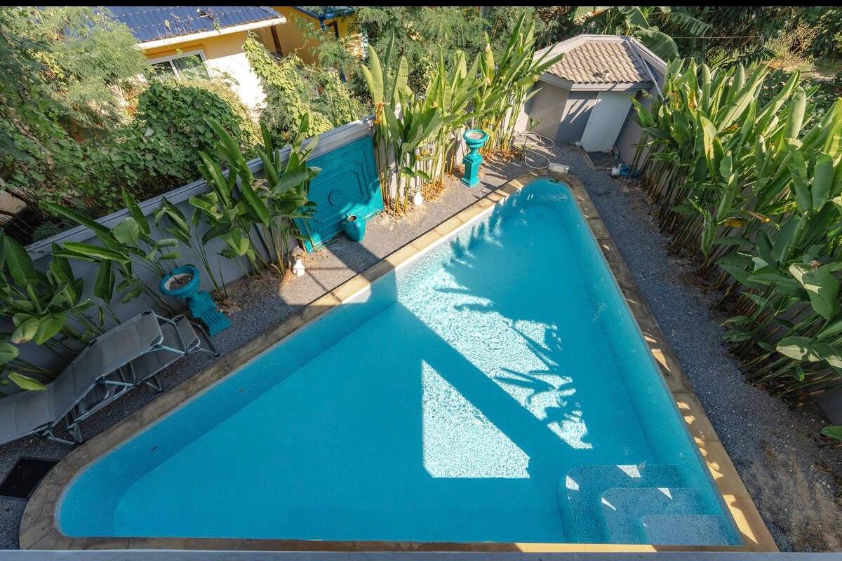 Продажа виллы с бассейном в Пхукете