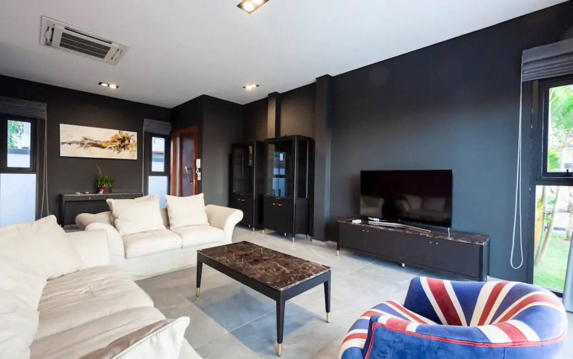 Аренда виллы с бассейном