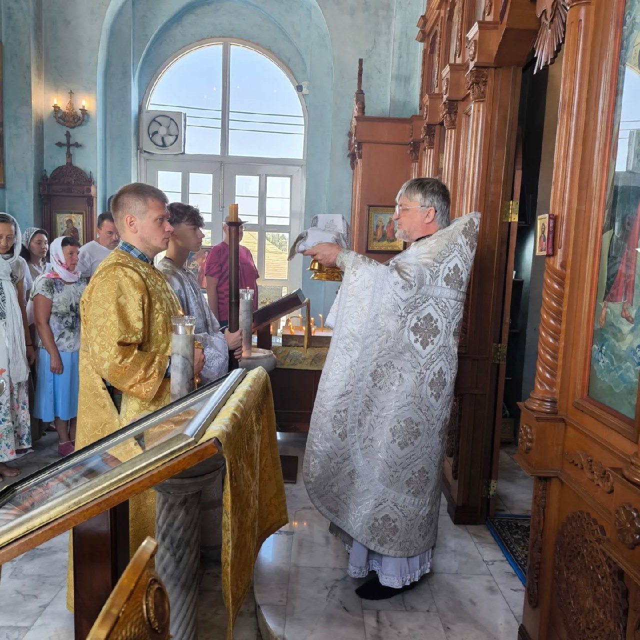 Воскресная служба в русском храме Паттайи